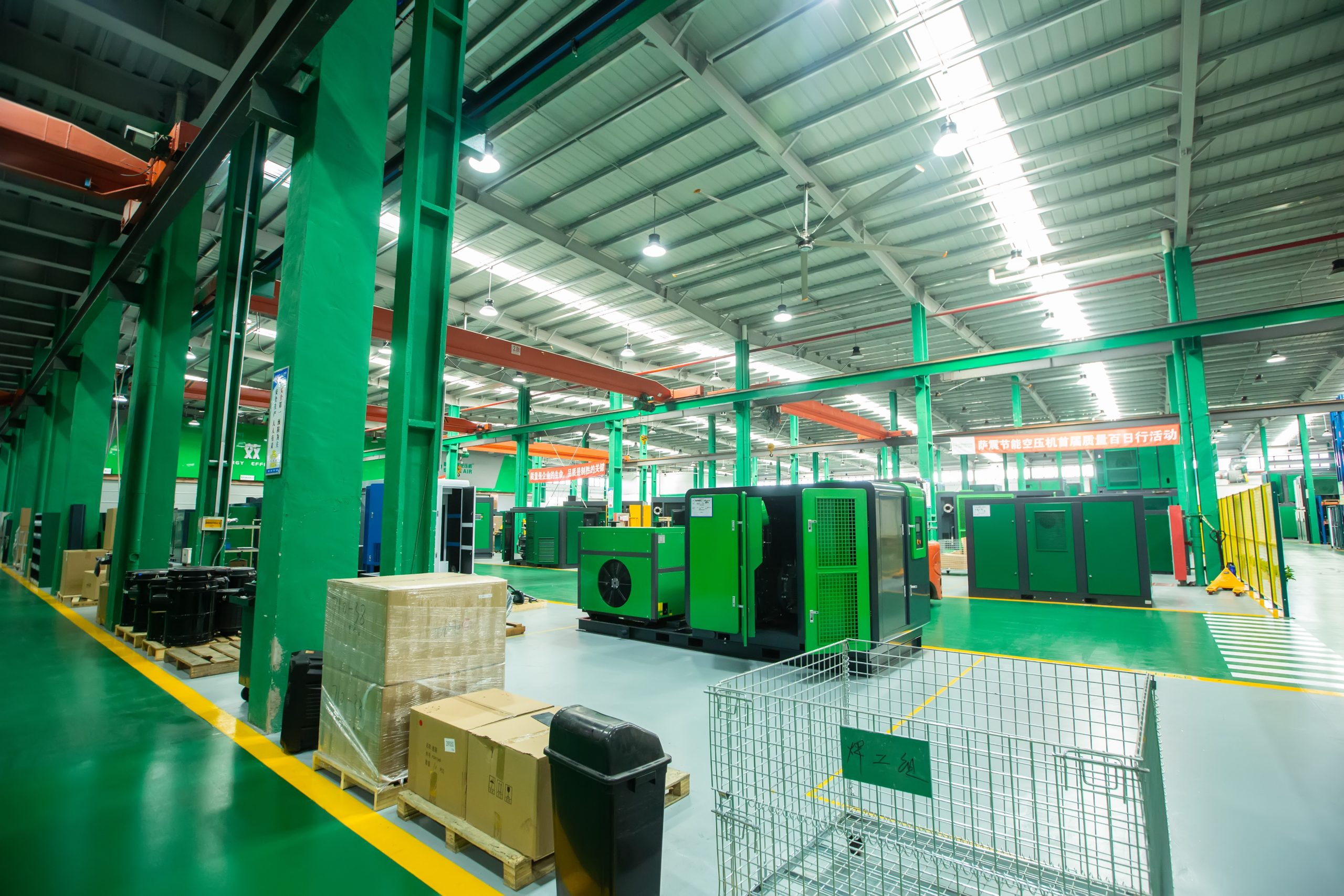How Oil-Injected Screw Air Compressors Can Save Money and Improve Performance